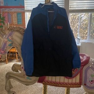 Black and blue boys Nike wind breaker jacket. Sz. 10-12